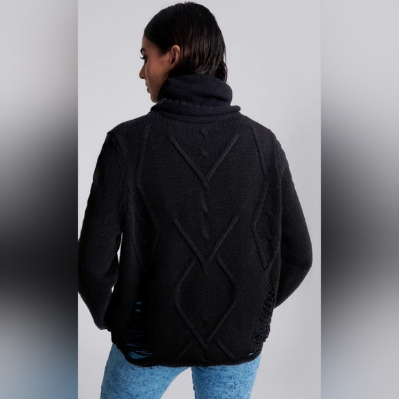 ONE TEASPOON LADDERED ROLL NECK SWEATER IN BLACK - Picture 6 of 6